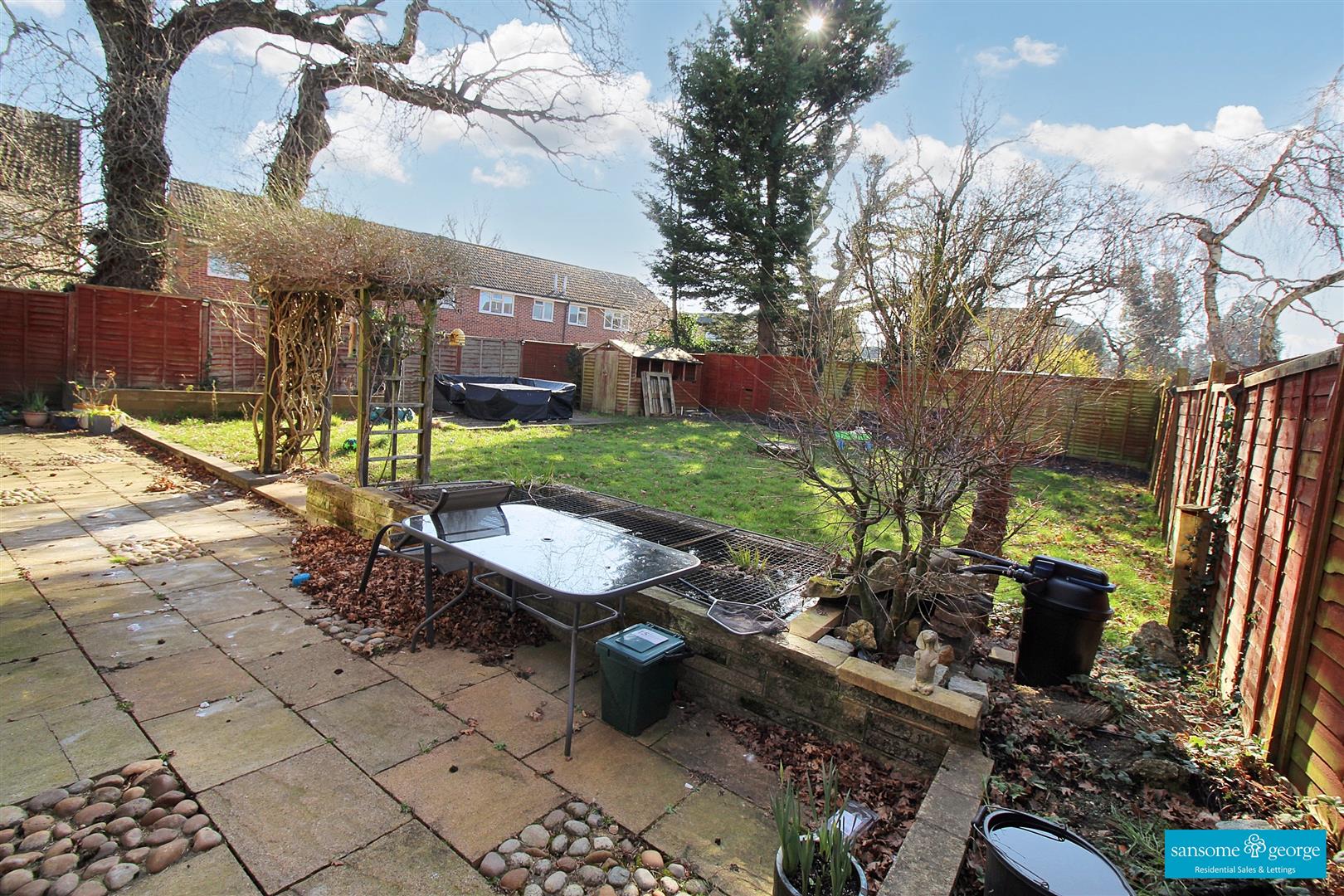 Cranmer Close, Tilehurst, Reading